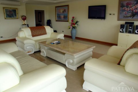 Eigentumswohnung in Pattaya, Thailand, 2 Schlafzimmer  № 242147 - Foto 12