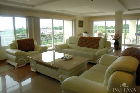 Eigentumswohnung in Pattaya, Thailand, 2 Schlafzimmer  № 242147 - Foto 14