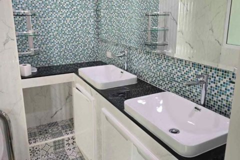 Condo in Pattaya, Thailand, 1 bedroom № 234176 - photo 17