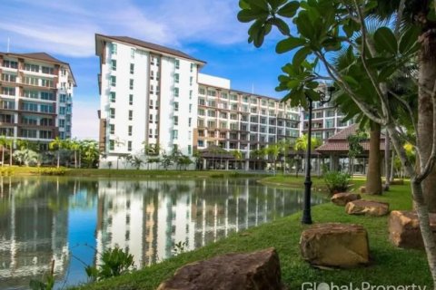 Condo in Pattaya, Thailand, 1 bedroom № 234176 - photo 2
