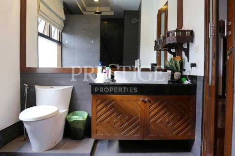 Haus in Pattaya, Thailand 3 Schlafzimmer № 241656 - Foto 16