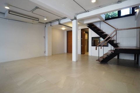 Casa de 3 dormitorios en Watthana, Bangkok, Tailandia № 244906 - foto 6
