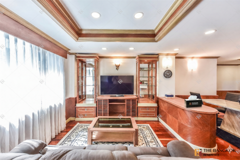Condo in Bangkok, Thailand, 2 bedrooms  № 248698