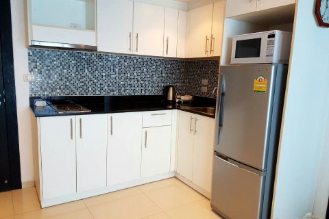 Condominio de 1 dormitorio en Pattaya, Tailandia № 242360 - foto 5