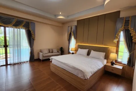 House in Chiang Mai, Thailand 4 bedrooms № 244741 - photo 24