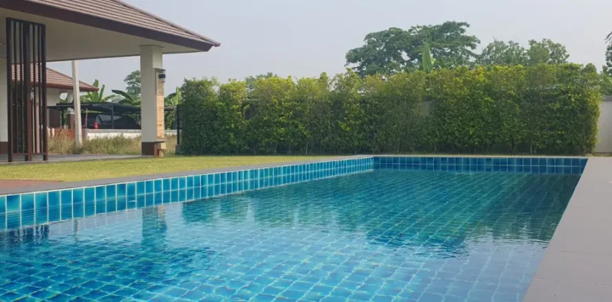 House in Chiang Mai, Thailand 4 bedrooms № 244741