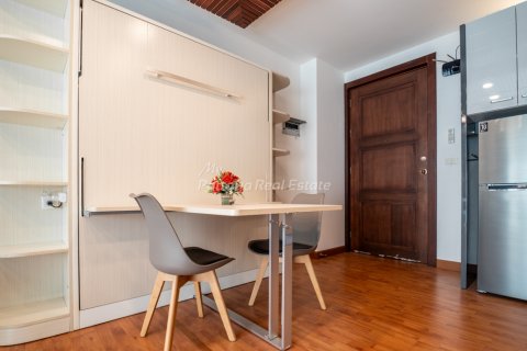 Estudio en el condominio en Bang Lamung, Tailandia № 255059 - foto 8