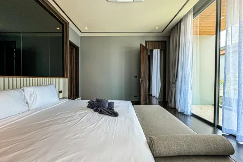 Casa de 4 dormitorios en Bang Tao, Tailandia № 28581 - foto 25