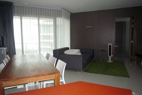 Condominio de 2 dormitorios en Pattaya, Tailandia № 243039 - foto 2