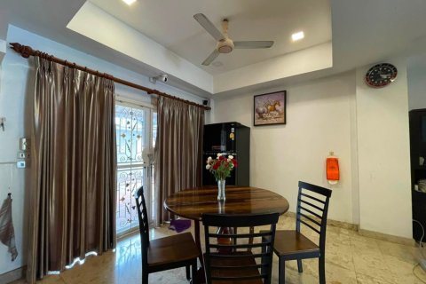 Chalet de 5 dormitorios en Pattaya, Tailandia № 241959 - foto 8