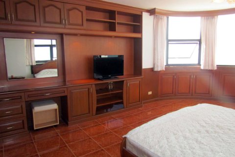 Condominio de 2 dormitorios en Jomtien Beach, Pattaya, Tailandia № 242564 - foto 18