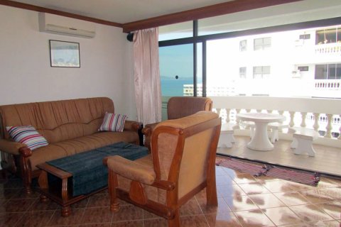 Condominio de 2 dormitorios en Jomtien Beach, Pattaya, Tailandia № 242564 - foto 15