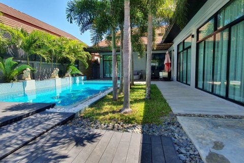Casa de 3 dormitorios en Pattaya, Tailandia № 243194 - foto 8