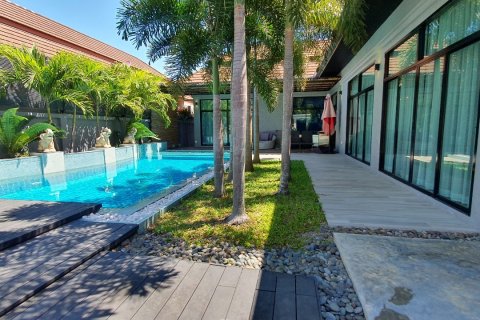 Casa de 3 dormitorios en Pattaya, Tailandia № 243194 - foto 17