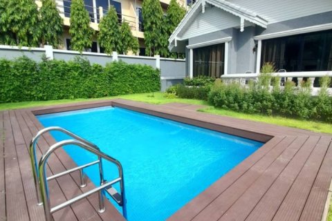 Casa de 3 dormitorios en Pattaya, Tailandia № 243209 - foto 16