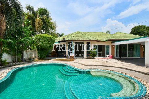 Maison à Pattaya, Thaïlande 4 chambres № 250490