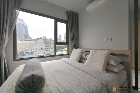 Eigentumswohnung in Bangkok, Thailand, 1 Schlafzimmer  № 241647 - Foto 3