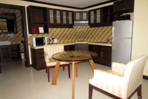 Condo in Pattaya, Thailand, 1 bedroom  № 242250 - photo 4