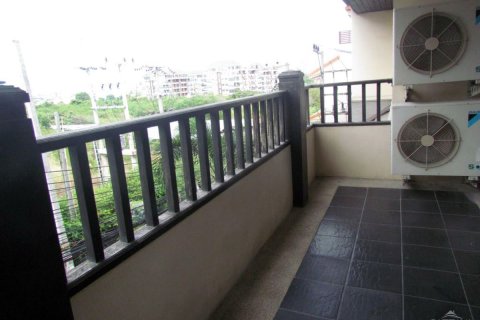 Condo in Pattaya, Thailand, 1 bedroom  № 242250 - photo 13
