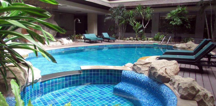 Condo in Pattaya, Thailand, 1 bedroom  № 242250