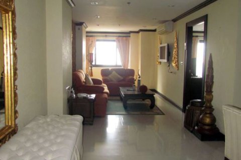 Condo in Pattaya, Thailand, 1 bedroom  № 242250 - photo 3