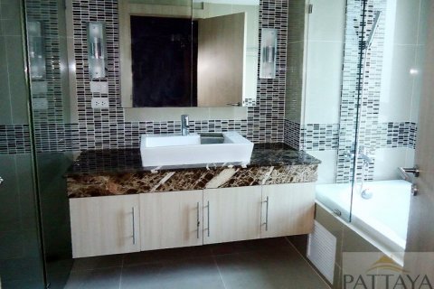 Condominio de 1 dormitorio en Pattaya, Tailandia № 242409 - foto 2