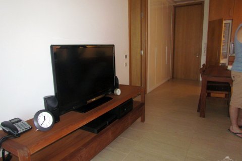 Condo in Pattaya, Thailand, 1 bedroom № 242261 - photo 3