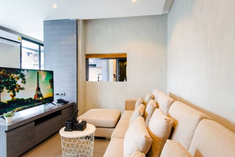 คอนโดมิเนียมในหาดกมลา, ประเทศไทย, 2 ห้องนอน № 46302 - รูปถ่าย 2