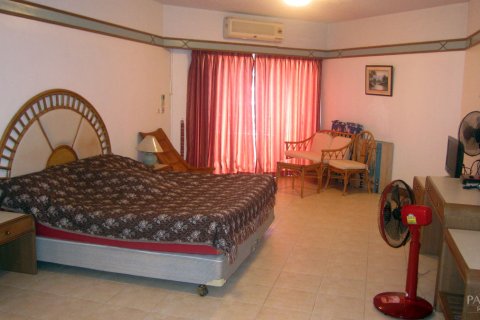 Estudio en el condominio en Pattaya, Tailandia № 242680 - foto 2