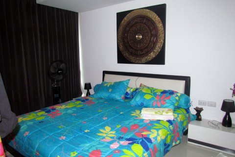 Condominio de 2 dormitorios en Pattaya, Tailandia № 243041 - foto 5