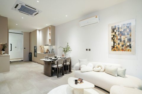 Apartment in Pattaya, Thailand 4 rooms № 241864