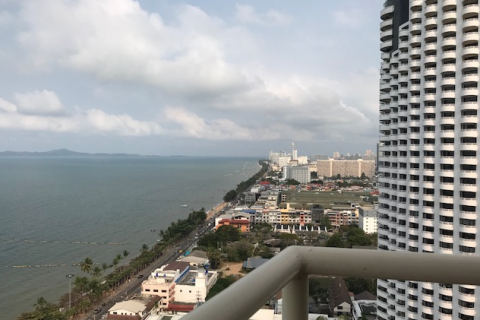 Condominio de 1 dormitorio en Jomtien Beach, Pattaya, Tailandia № 242500 - foto 3