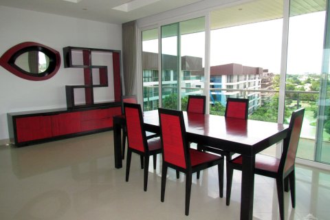 Condominio de 2 dormitorios en Jomtien Beach, Pattaya, Tailandia № 242788 - foto 17