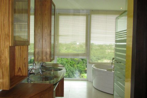 Condominio de 2 dormitorios en Jomtien Beach, Pattaya, Tailandia № 242788 - foto 7