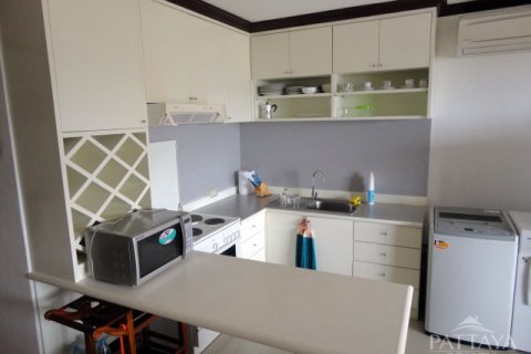 Condominio de 2 dormitorios en Jomtien Beach, Pattaya, Tailandia № 242811 - foto 3