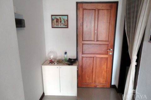 Condominio de 2 dormitorios en Jomtien Beach, Pattaya, Tailandia № 242811 - foto 10