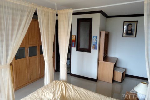 Condominio de 2 dormitorios en Jomtien Beach, Pattaya, Tailandia № 242811 - foto 16