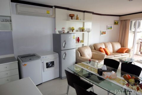 Condominio de 2 dormitorios en Jomtien Beach, Pattaya, Tailandia № 242811 - foto 4