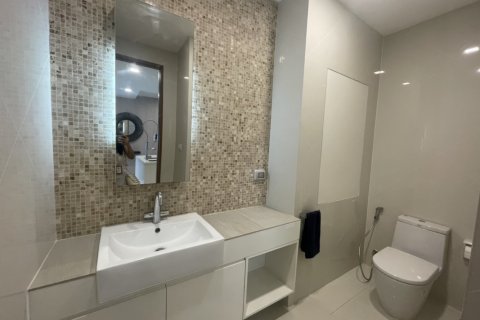 Condominio de 3 dormitorios en Pattaya, Tailandia № 242547