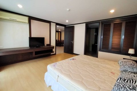 Condominio de 1 dormitorio en Pattaya, Tailandia № 242512 - foto 4