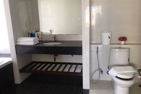 Condominio de 2 dormitorios en Pattaya, Tailandia № 242531 - foto 2