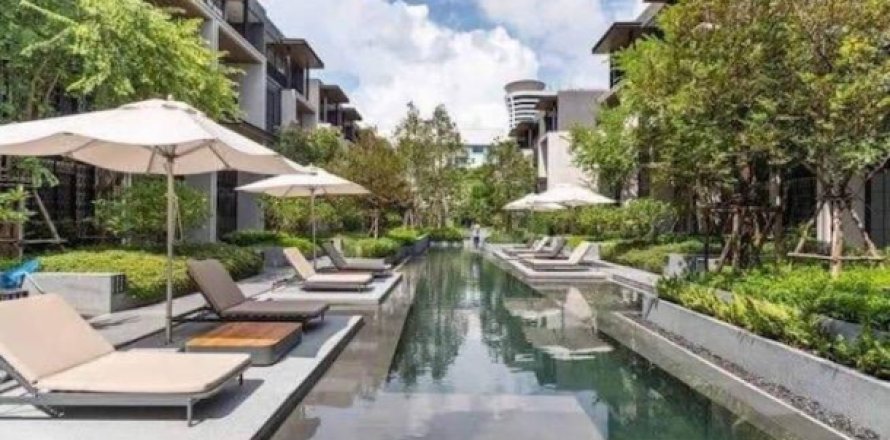 Villa à Bangkok, Thaïlande 4 chambres № 234160