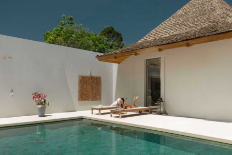 Casa de 4 dormitorios en Layan Beach, Tailandia № 75699 - foto 3