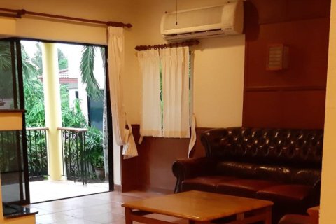 Casa de 3 dormitorios en Pattaya, Tailandia № 243197 - foto 9