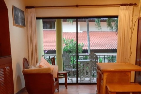Casa de 3 dormitorios en Pattaya, Tailandia № 243197 - foto 17