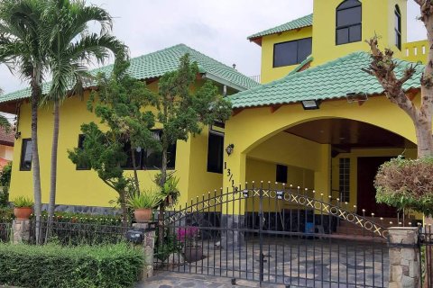 Casa de 3 dormitorios en Pattaya, Tailandia № 243197 - foto 18