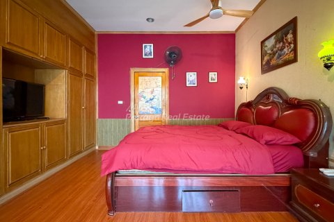 Condominio de 2 dormitorios en Bang Lamung, Tailandia № 234313 - foto 17