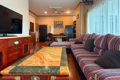 Condominio de 2 dormitorios en Bang Lamung, Tailandia № 234313 - foto 1