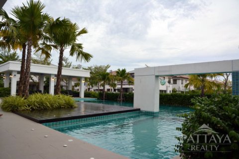 Casa de 3 dormitorios en Pattaya, Tailandia № 243096 - foto 10