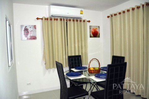 Casa de 3 dormitorios en Pattaya, Tailandia № 243096 - foto 13
